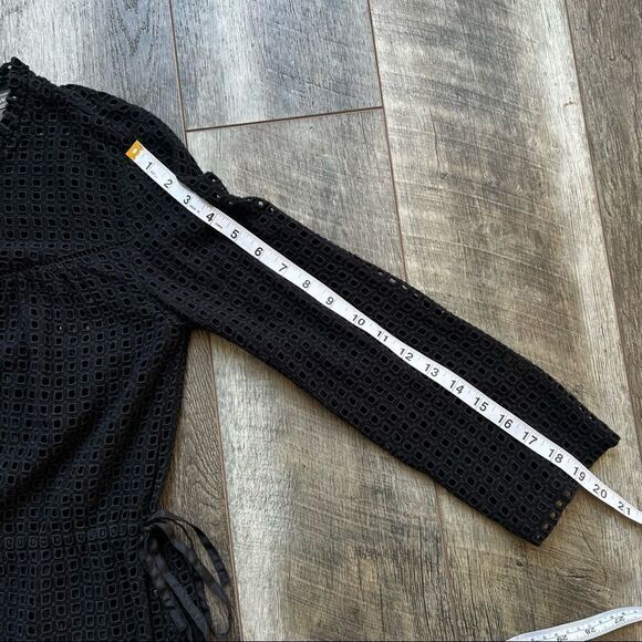 Point Sur J. Crew Black Eyelet Lace Top Long Sleeve Cinch Tie Waist 2 - Picture 8 of 11